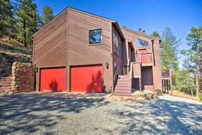 Hot Tub · 5BR Evergreen Mtn Home · 30 Min Denver - Image 2