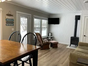 Cozy & Private Lakeside Cabin on Lake Irene – Swim, Fish, Relax - Image 4