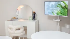 [5-minute walk from Songjeong Station] 3 minutes to Gimpo Airport | Hongdae, Myeong-dong, Yeouido, DDP | Private two-room with 2 beds · Family - Image 2