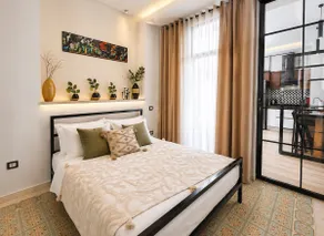 Private Garden • Designer loft in the heart of Lafayette - Image 3