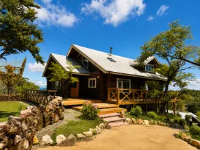 HOLIDAY HOME 3 - Image 2