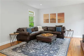 Private Luxury Stay in Expansive Home & Property - Image 4