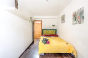 NEW: 8 minutes to City Hall, 10 to Cathedral, WIFI - Image 5