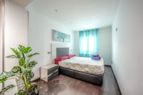 NEW: 8 minutes to City Hall, 10 to Cathedral, WIFI - Image 4