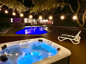 Austin Retreat: Private Pool, Hot Tub & Pet Space - Image 4