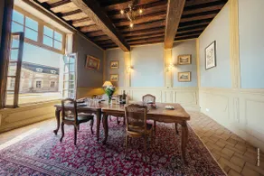Gite des Cerfs, 13 people, courtyard, Château Ferté-Aubin - Image 2