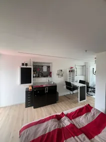 Tiny House - Image 2