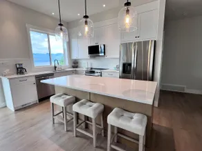 Lakeview Retreat Shuswap - Image 3