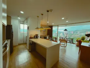 Amazing View of Medellín Poblado. Exclusive Suite - Image 4