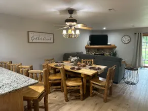 Your Home Away from Home at Starved Rock! - Image 4