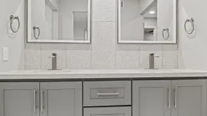 Luxury Paradise Valley Condo Complete Remodel - Image 4