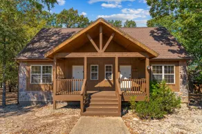 Cedar Ridge Cabin, Stonebridge Village - Image 3
