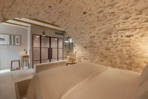 Ruga of Vamvakou | Traditional Arch Room - Image 4