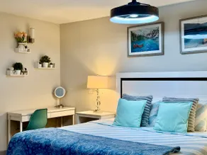 Upgraded! Modern Hotel Room W Heated Parking, AC - Image 4