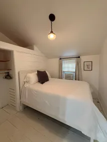 Centerville Beach Bungalow! Beach Pass Included! - Image 4