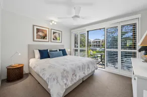 2 Bedroom Renovated Townhouse, Walk to Noosa River - Image 4