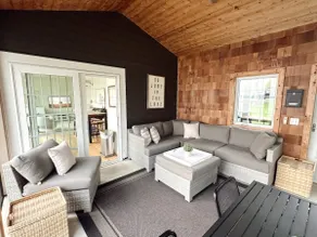 Haven on Ida - Lakeside Cabin, Cozy Porch + Sauna + Kayaks - Image 4