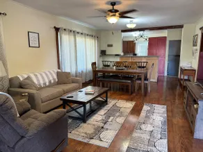 Charming Family Home Less Than 10 mins from I80 - Image 2