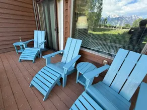 Rustic 2BR Mountainview Jackson Hole | Deck - Image 2
