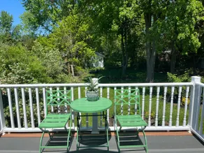 The Oasis ｜Historic Old Town | Walk to Queen St. - Image 3