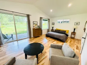 Forest Hideaway House with hot tub and trail - Image 5
