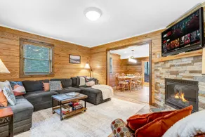 Peaceful River Retreat | Kayaks, Hot Tub, Fire Pit - Image 5