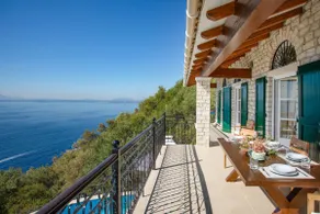 House On The Rocks - Image 5