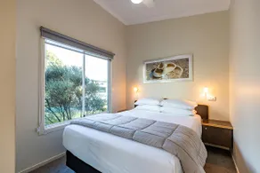 Waterview Villa - Image 5