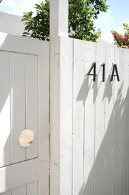 Close to Beach and National Park walks. - Image 4
