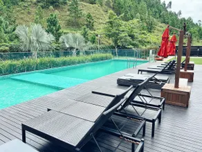 Very High-End Sauna, Three Pools, Gym - Image 3