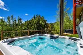 Hot Tub, 2 Mi to Cabriolet Lift: Family Mtn Escape - Image 4