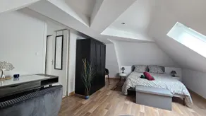 CastleView – 4 people – Private parking, Train station, 2nd floor - Image 3