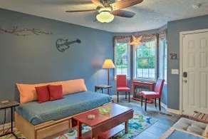 Lively East Nashville Pad: Walk to Bars & Eateries - Image 4