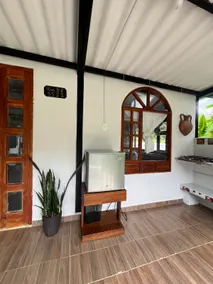 BONANZA CABIN - Image 4