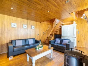 Rural holiday home with large garden - Image 2