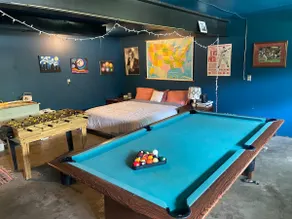 6 Bedrooms house, w/Hot Tub, Deck, Pool Table - Image 2