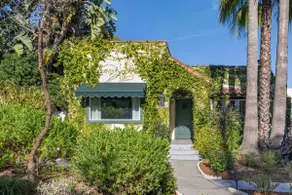 Charming Spanish Bungalow w/ Hot Tub & Parking - Image 4