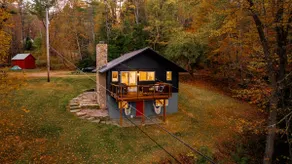 Designer Chalet w/ Mountain Views close to it all - Image 2