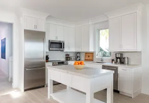 4 Bedroom Oceanview Villa – Capacity 8 - Image 3