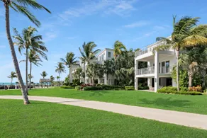 4 Bedroom Oceanview Villa – Capacity 8 - Image 5