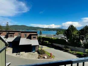 Race Rocks Townhouse - Pet Friendly Sooke Rental - Image 2