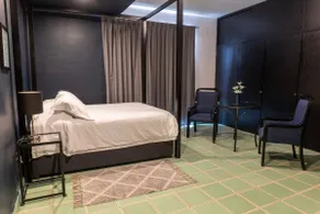 Bright apartment with balcony in downtown León - Image 2