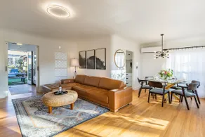 La Jolla Beach Bungalow | 4BR w/ Hot Tub & Casita - Image 3