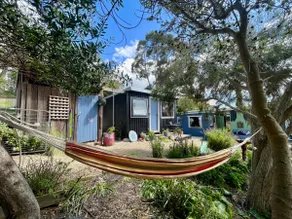 Wallaby Hollow | Between Bush & Sea - Image 3