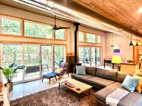 Modern Secluded Cabin, Private Hot Tub, Fire Pit - Image 3