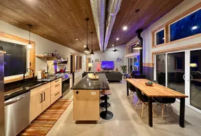 Modern Secluded Cabin, Private Hot Tub, Fire Pit - Image 4