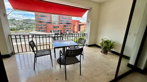 Spacious 2-BR apartment in the best location! - Image 4