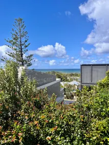 Spacious beach townhouse at Peregian Beach - Image 3