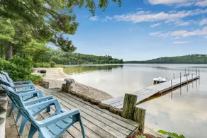 Private Beach! Kayak, Swim, Fish! Hot Tub, Sauna & Boat Dock. Year-Round Fun! - Image 3