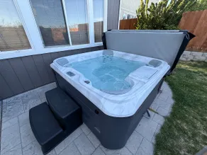 Family Retreat: 3 Kings, Hot Tub, Pets Welcome! - Image 3